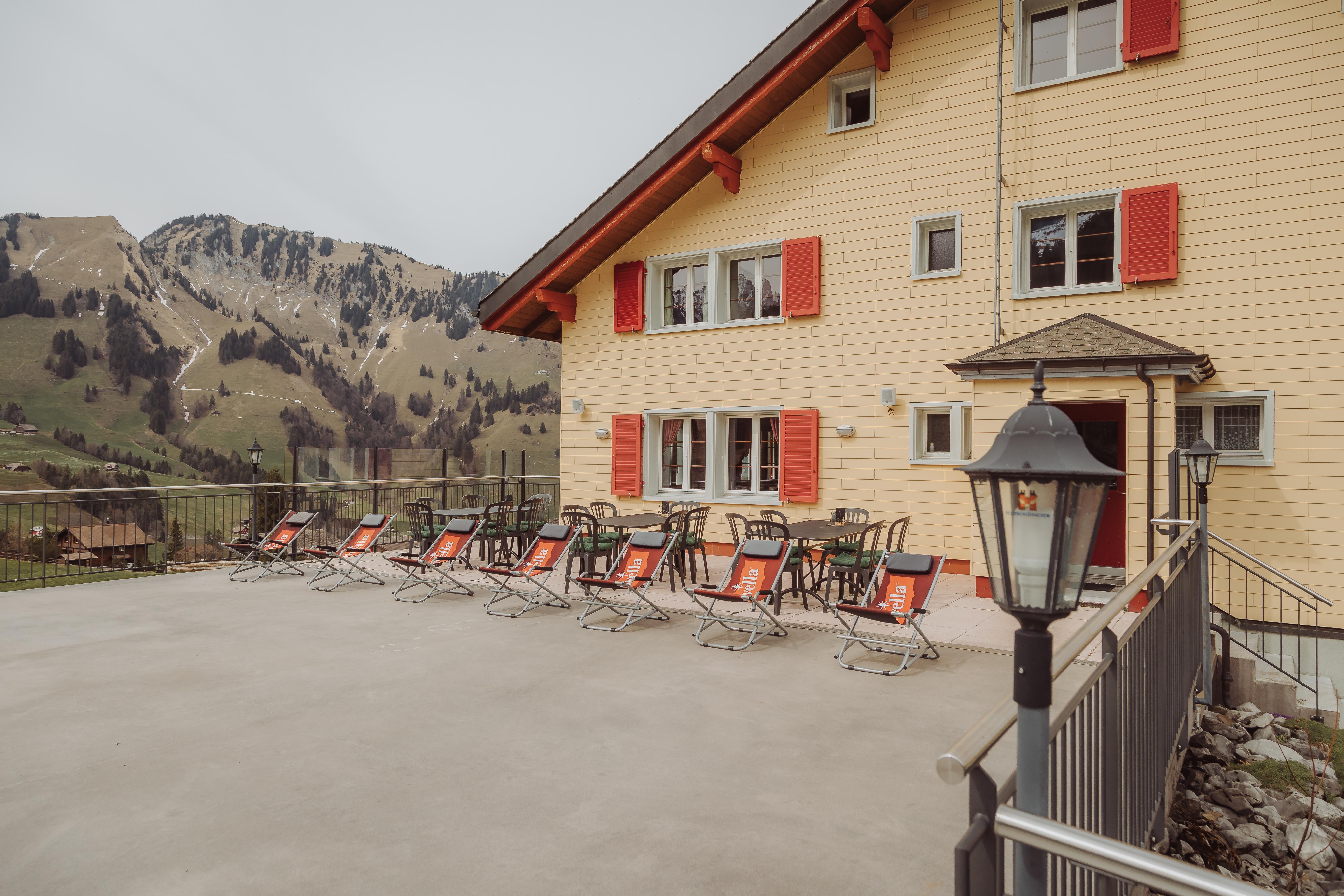 ホテルBerggasthaus Arviblick Wirzweli エクステリア 写真